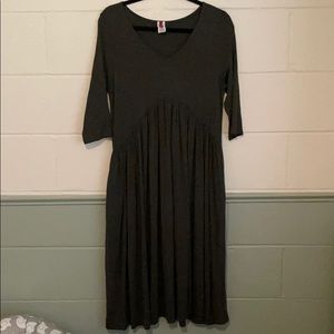 DARK GREY MIDI 3/4 SLEEVE DRESS